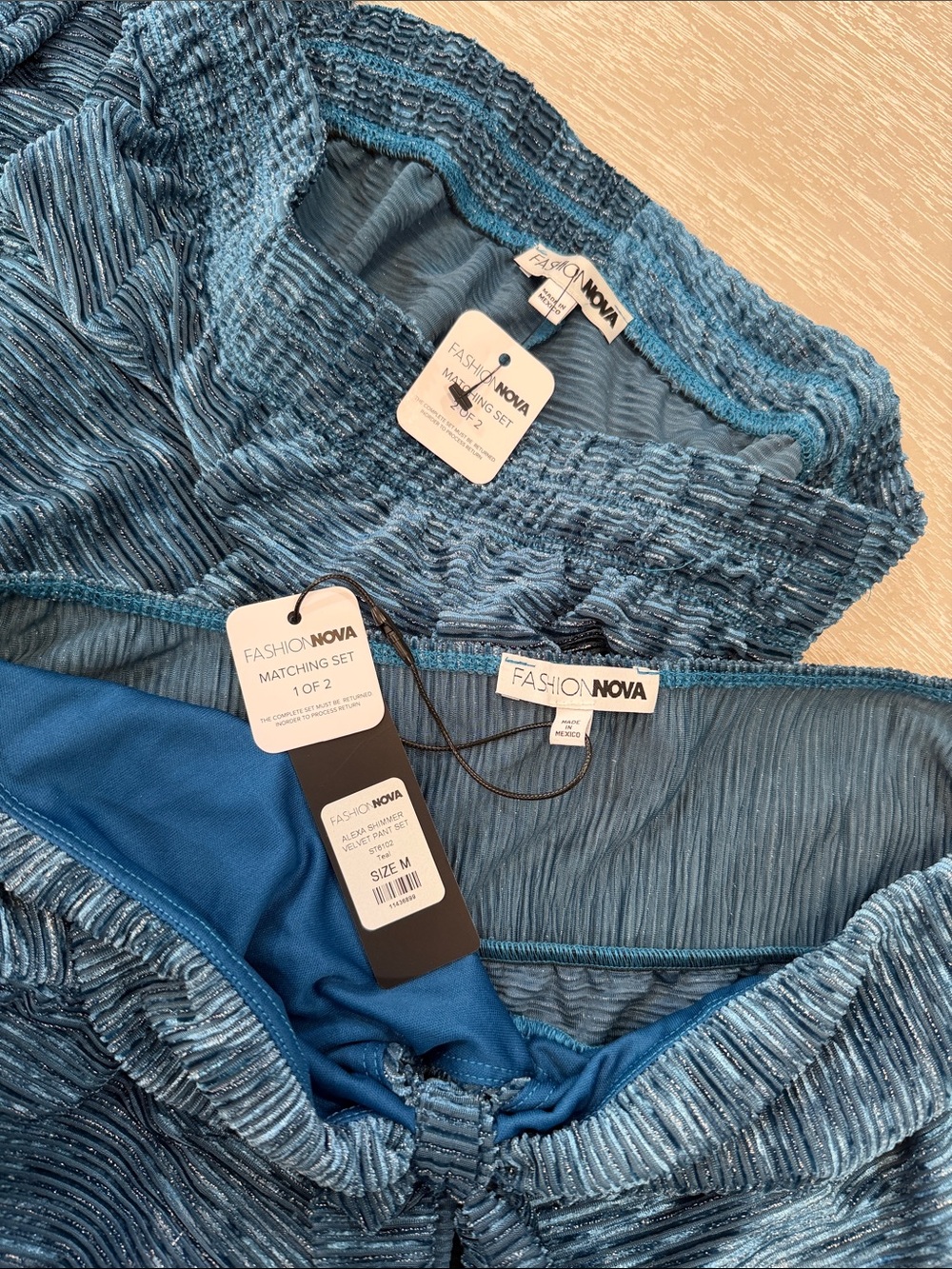 Alexa Shimmer Velvet Pant Set - Picture 8 of 9